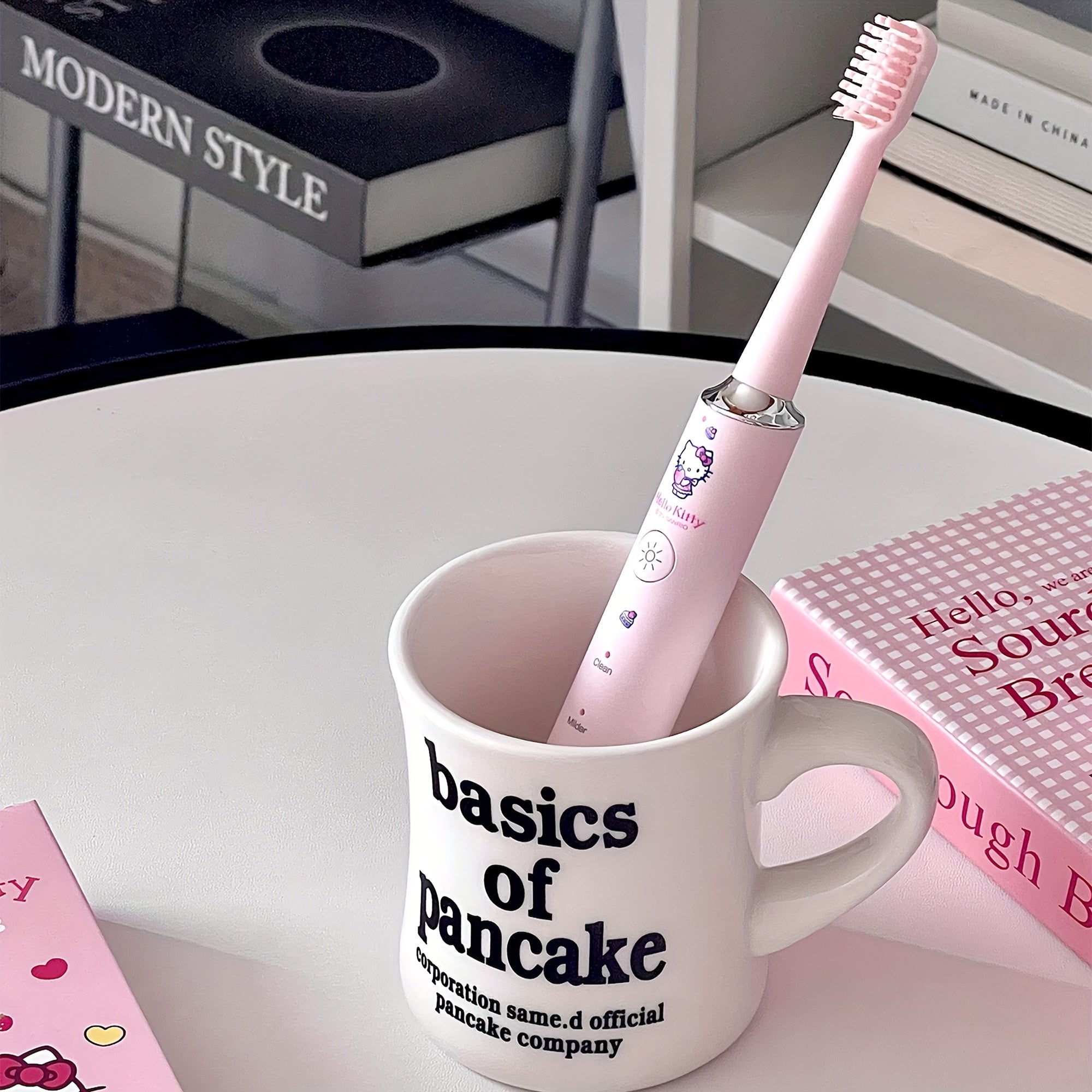 Sanrio Hellokitty Electric Toothbrush, 3 Replacement Brush Heads, 4 Cleaning Modes and 4 Intensity Levels, 2-Minute Timed Portable Packaging, Cute Design Suitable for Adult Girls' Birthday, Graduation, Christmas Gift